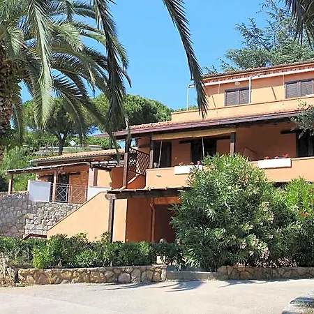 Casa Roberta Aparthotel 3*