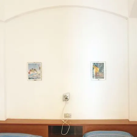 Casa Roberta מלון דירות קאפוליברי